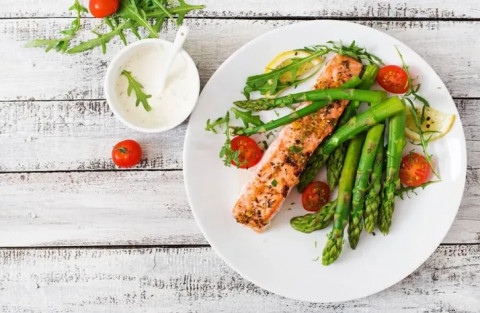 5 Makanan yang Bantu Jaga Jantung Tetap Sehat