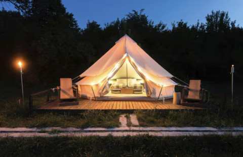 Menikmati Glamping dengan Aman, Ini Hal yang Perlu Diperhatikan Wisatawan