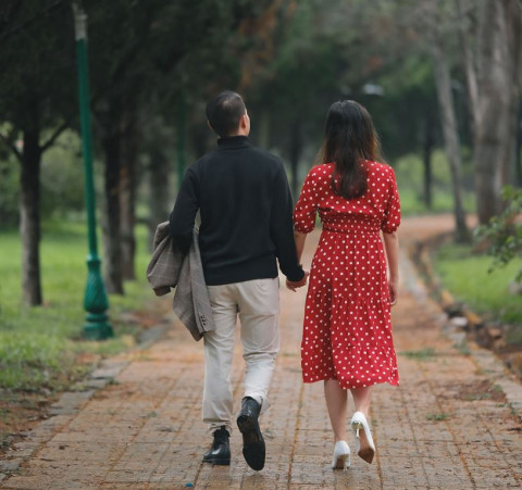 Banyak Kesamaan atau Perbedaan, Mana yang Bikin Lebih Awet & Happy?