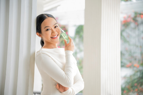 Yura Yunita Punya Rahasia Biar Wajah Tetap Fresh di Tengah Jadwal Padat