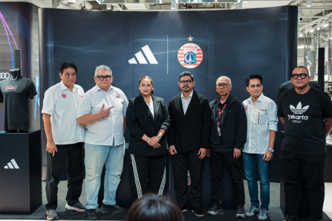 Persija dan Adidas Sepakati Kerja Sama Jangka Panjang