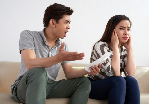 Sudah Tahu Hubunganmu Toxic, Tapi Sulit Move On? Ini Saran Psikolog