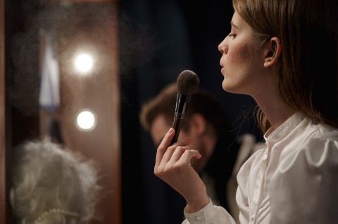 Spill 4 Loose Powder Lokal yang Efek Blurnya Real No Settingan, Bye Pori-Pori!
