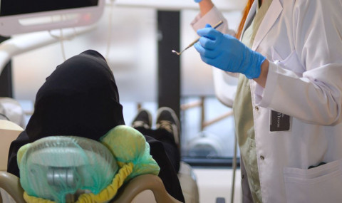 Self-Care Gigi di Klinik Dekorasi Bertema K-pop Buat Kamu dan Keluarga