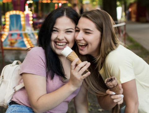 Punya Bestie Itu Seru, Tapi Cara Menjaga Pertemanan Jauh Lebih Penting