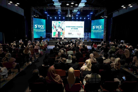 Ajak UKM Go Global Pakai AI di Telkomsel DCE Academy & Summit 2026