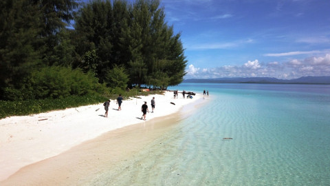 Ketika Morotai Mengajarkan Arti Liburan yang Sebenarnya