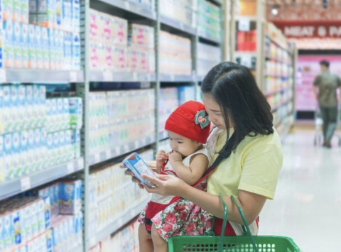 Biar Nggak Salah Pilih, Dokter Bagikan 4 Cara Cek Komposisi Nutrisi Anak