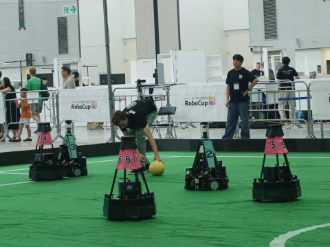 Tim Robotika ITS Raih Juara 3 di RoboCup 2026, Saingi Tim Eropa dan Jepang