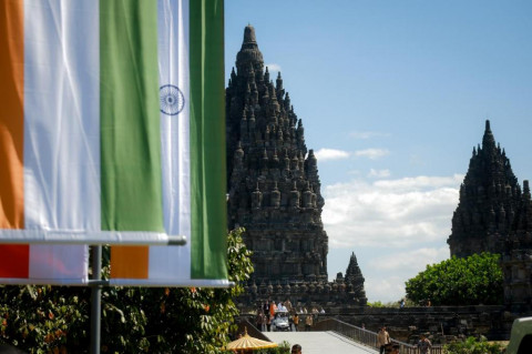Top Berita Gaya: Kunjungan PM India ke Prambanan hingga Facial Pakai DNA Salmon