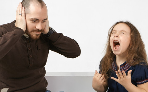 Anak Bilang 'Aku Benci Kamu': Moms Harus Gimana ya?