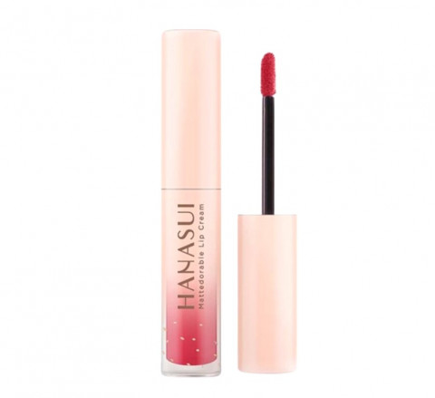 Punya Bibir Hitam & Kulit Sawo Matang? 3 Warna Lipstik Hanasui Ini Bestie Sejatimu!