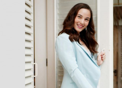 Chelsea Islan Resmi Jadi Ibu, Sambut Kelahiran Anak Pertama