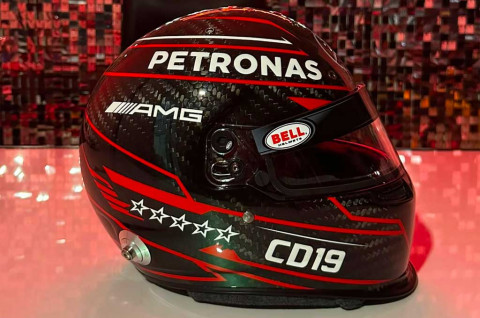 Inspirasi Livery Airbrush untuk Helm Balap Go Kart ala Tomy Airbrush