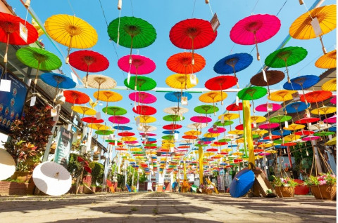Gak Perlu Jauh-jauh ke Tailan Buat Intip Euforianya, Bisa di Sini!