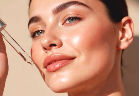 Spill Serum Pencerah Lokal BPOM: Kulit Kusam Langsung Disulap Glowing Natural