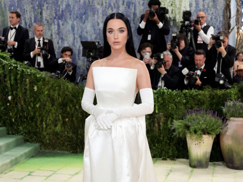 Katy Perry Murka Lagu 