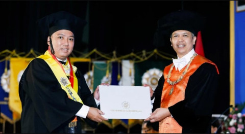 Lulus Magister Manajemen UGM Cuma 1 Tahun 1 Bulan! Ini Rahasia Martin Jadi Lulusan Tercepat
