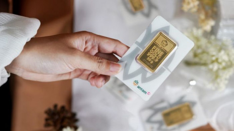 Harga Emas Antam Naik Lagi Hari Ini, Buyback Melonjak Lebih Tinggi