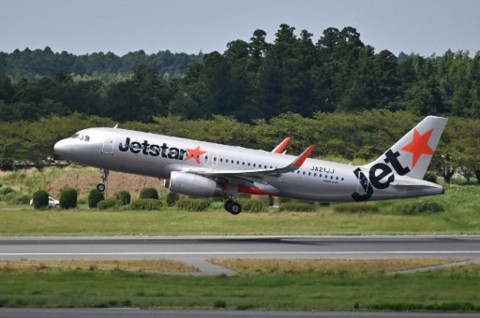 Jetstar Kenakan Biaya Tas Kabin di Kompartemen Atas Mulai Februari, Segini Tarifnya