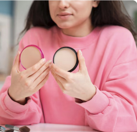 Bedak Tabur atau Bedak Padat Dulu? Biar Makeup Flawless, Jangan Sampai Ketuker