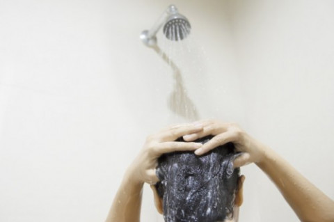 Waspada! Dokter Unesa Ungkap Kebiasaan di Kamar Mandi yang Bisa Memicu Stroke