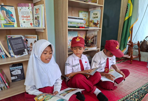 BRIN hingga Pakar Perbukuan Dilibatkan untuk Perbarui Buku Pelajaran Nasional