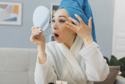 Top Berita Gaya: 5 Kesalahan Skincare Malam hingga Cara Pilih Lip Tint