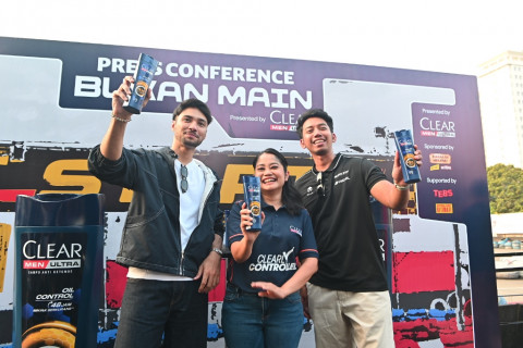 Bye Helmet Hair, Hello CLEAR-ly Controlled Hair CLEAR MEN ULTRA Siap Dukung Gokart Racing di VINDES Bukan Main