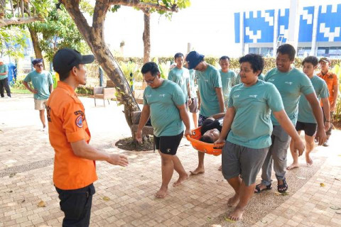 Kemenpar Gercep Upgrade Standar Keselamatan Wisata Bahari di Delapan Provinsi!