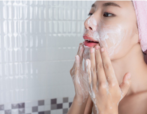5 Facial Wash La Roche-Posay untuk Berbagai Kondisi Kulit, Harganya Mulai Rp200 Ribuan