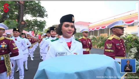 Mengenal Pembawa Baki Upacara Penurunan Sang Merah Putih dari Masa ke Masa