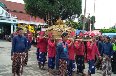 Mengenal 6 Tradisi Maulid Nabi di Nusantara: Dari Grebeg Maulud Hingga Baayun Maulid
