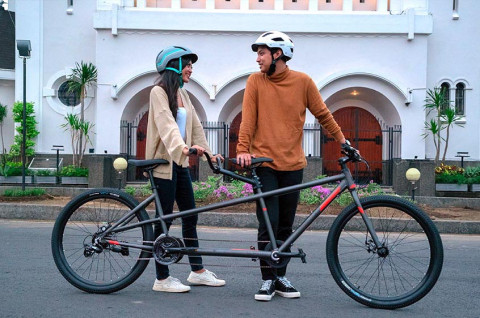 Mengenal Sepeda Tandem, Cara Kerja hingga Tips Memilihnya untuk Bersepeda Bersama