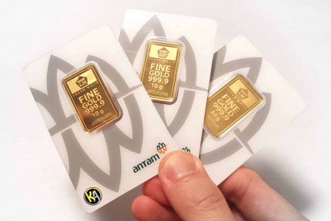 Harga Emas Antam Kembali Turun, Harga 1 Gram Kini Rp2,75 Juta