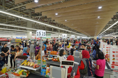 Dari Belanja sampai Kulineran, Satu Tempat untuk Isi Keranjang dan Perut