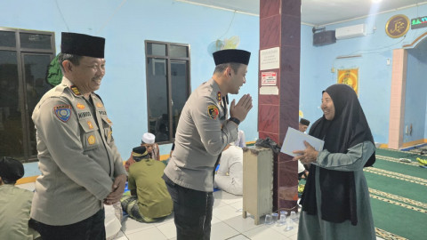Umrah Presisi Jadi Kado Istimewa untuk Lansia Pejuang Keluarga