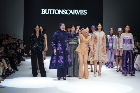 Babak Baru Buttonscarves Menuju Level Dunia