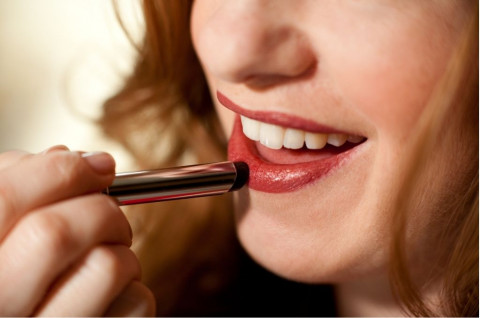 5 Lipstik Transferproof Terjangkau: Tahan Lama, Pigmented, dan Anti-Nempel!