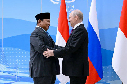 Prabowo Hadiri EEF di Vladivostok, Penanganan Karhutla Tetap Berjalan