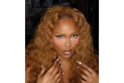 Lizzo Ungkap Masa Terpuruk: “Saya Merasa Hidup Saya Sudah Berakhir”
