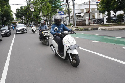 6 Tips Aman Naik Motor Saat Terpapar Abu Vulkanik