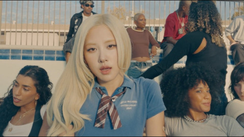 Lirik Lagu new trick - Rosé BLACKPINK dan Terjemahannya