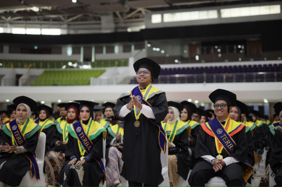  Deretan Wisudawan dan Wisudawati Terbaik UMS Periode I Tahun Akademik 2026/2027. DOK UMS