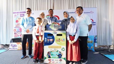 Bukan Cuma Soal Jajan, Garudafood Ajarkan Anak Kelola Sampah Jadi Dropbox