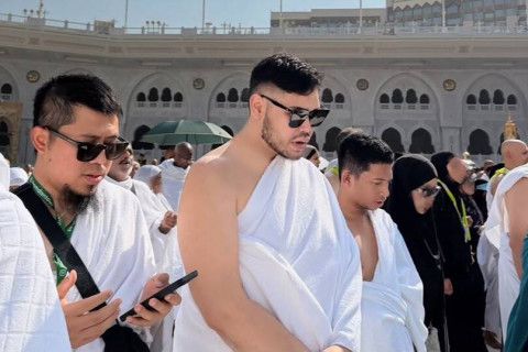 Ivan Gunawan Ajak 14 Karyawan Umrah, Beri Kebebasan Selama di Tanah Suci