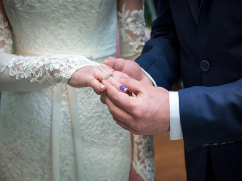 Dana Nikah Jangan Cuma Ditabung, Ini 5 Pilihan Investasi yang Bisa Dipertimbangkan