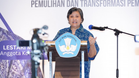 Tunjangan Guru 2026 Naik, MPR Minta Kualitas Jangan Jalan di Tempat