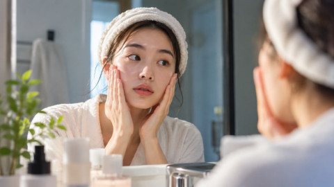 Masih Bingung Bangun Tidur Harus Cuci Muka atau Enggak? Cek di Sini