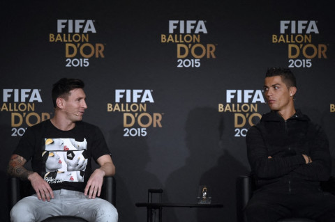 Cristiano Ronaldo Kirim Pesan Menyentuh Usai Lionel Messi Pensiun dari Argentina